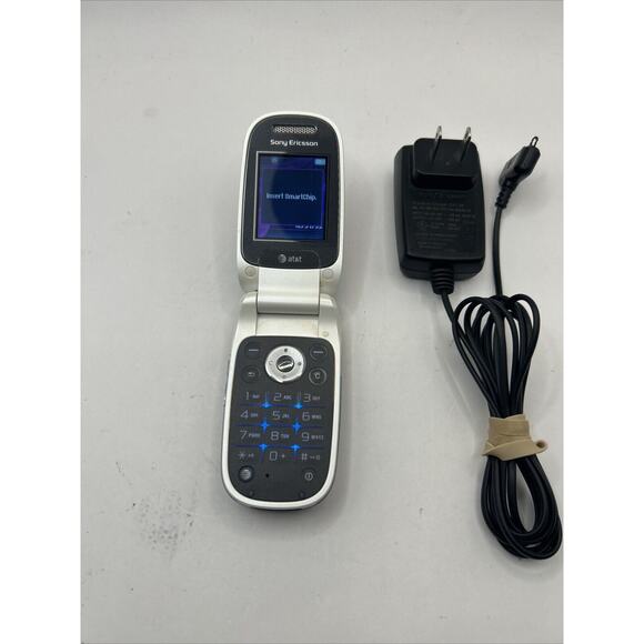 Sony Ericsson Z310a ( AT&T ) Cellular Flip Phone - (Read) Black - Picture 2 of 7